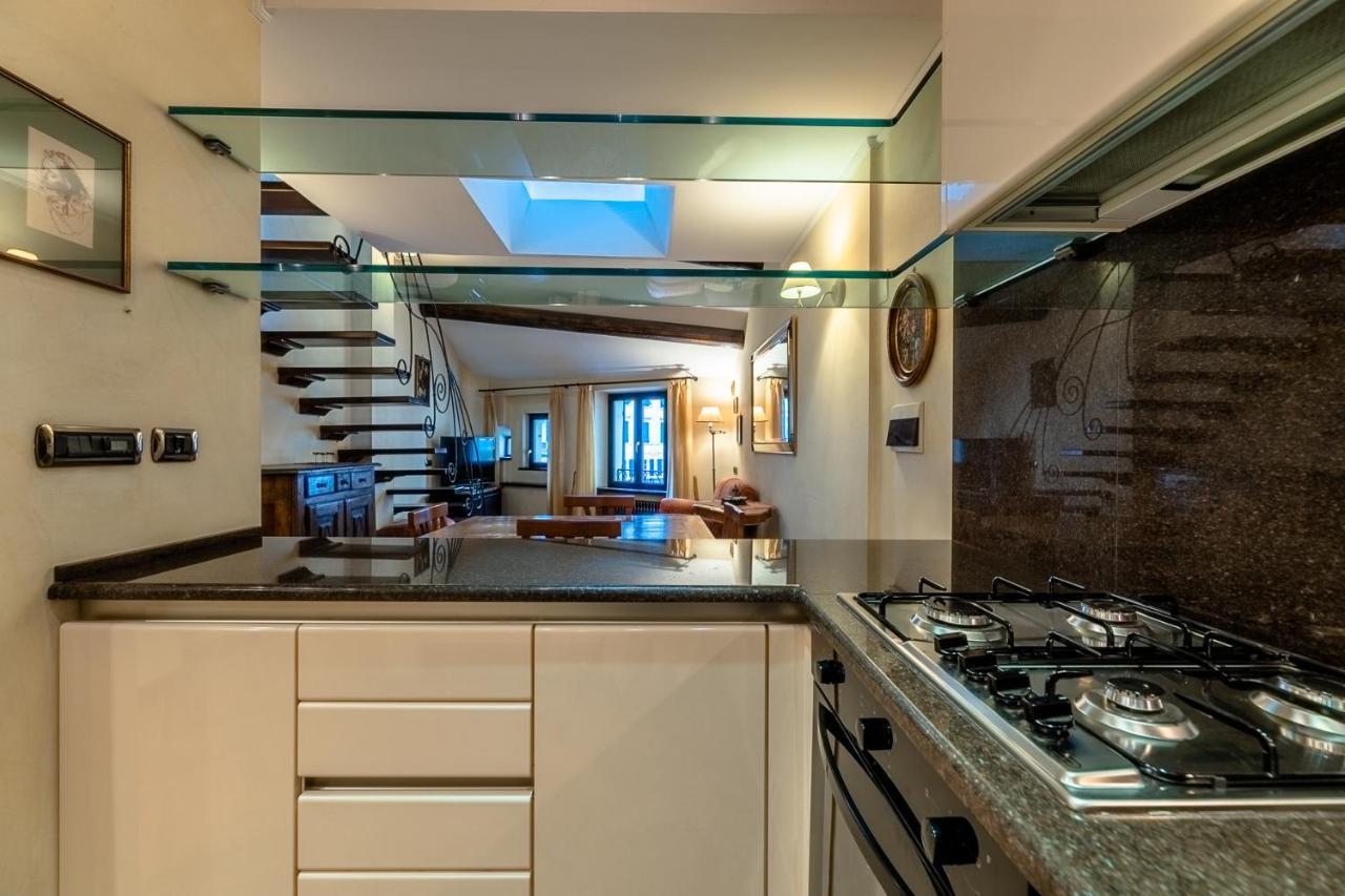 Appartement Dimora Lucrezia à Savone Extérieur photo