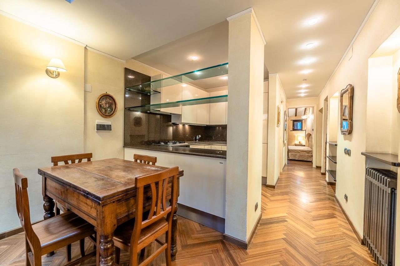 Appartement Dimora Lucrezia à Savone Extérieur photo