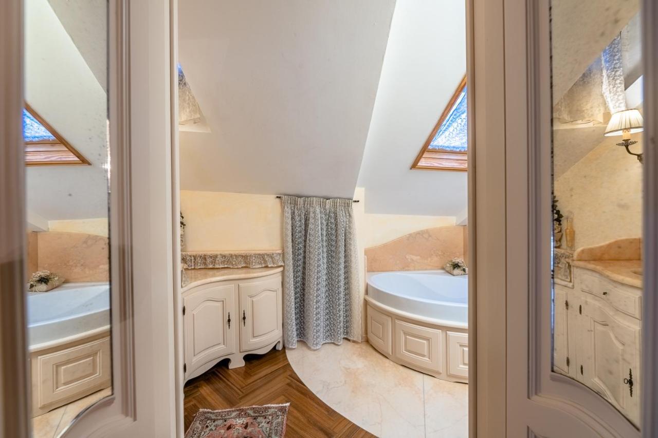 Appartement Dimora Lucrezia à Savone Extérieur photo